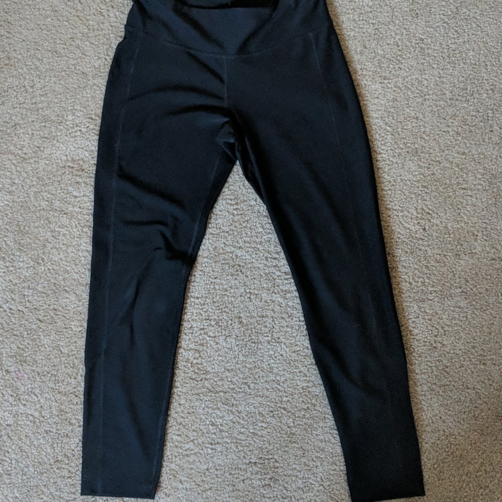 Black Cropped Leggings